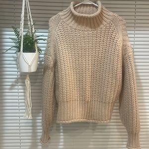 Womens H & M sweater M